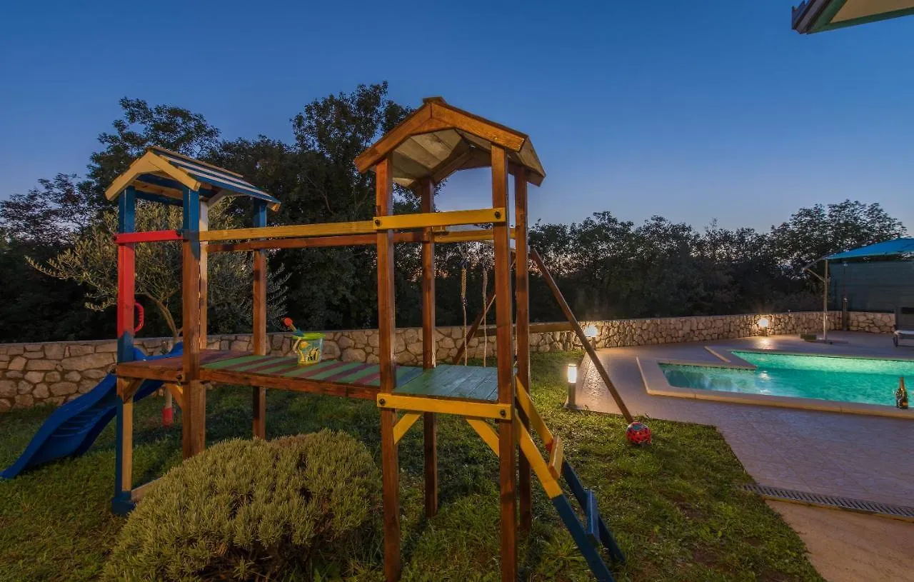 Villa Marilu Trget